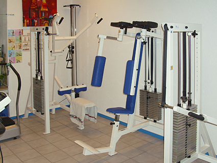 medizinischer Trainingstherapie-Raum